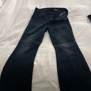 Flare leg jean